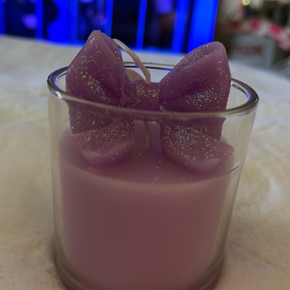 Sincerely James Shimmering Purple Bow Candle- NWT - Picture 4 of 5